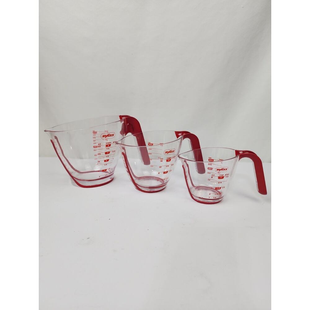 Zyliss 3-Piece Measuring Cup Set No Drip Spouts Non-Slip Stackable Acryllic Red